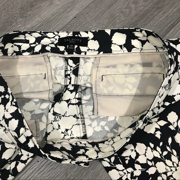 Talbots Black & Ivory Floral Signature Crops - Picture 3 of 7